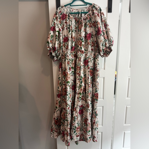 Maeve Red and White Maxi Sundress with Puff Sleeves - Picture 2 of 5